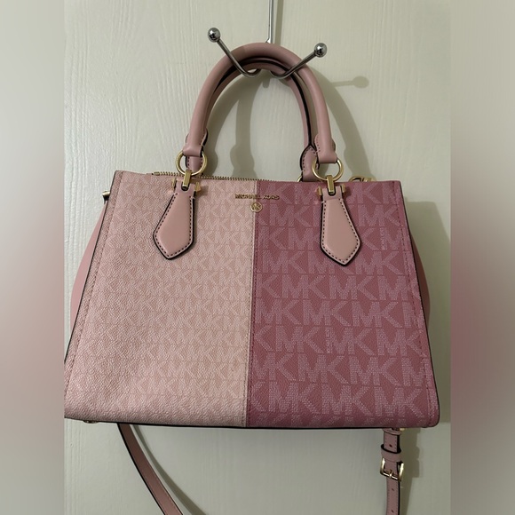 Michael Kors Two Toned Bag Pre Owned RARE - Picture 9 of 16